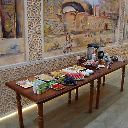 Usman Hotel Samarkand Buitenkant foto