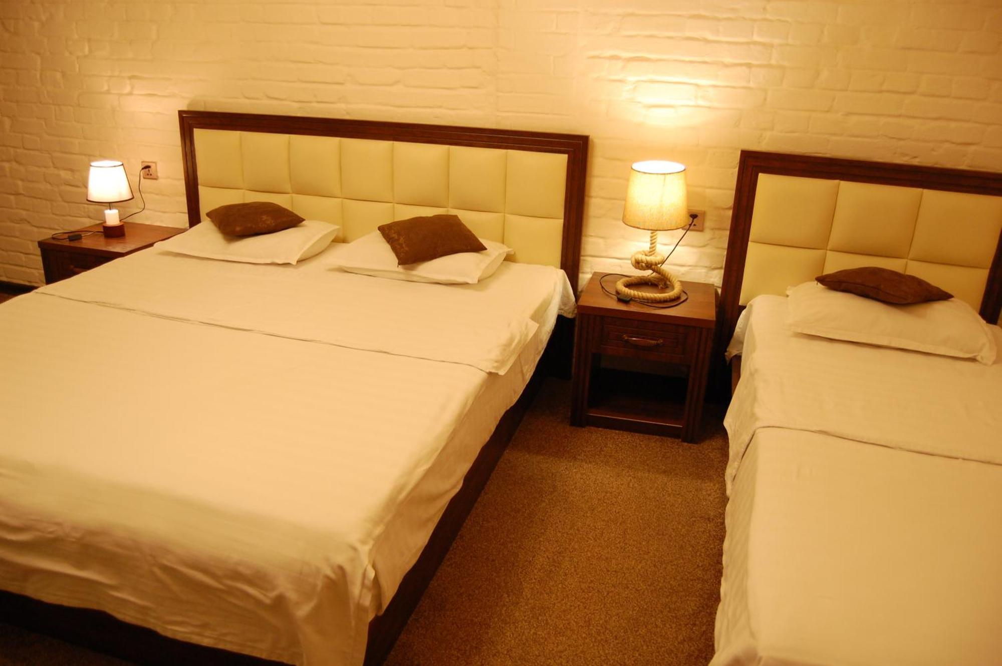 Usman Hotel Samarkand Buitenkant foto