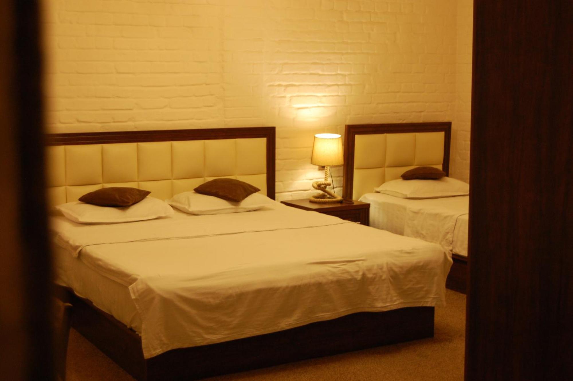 Usman Hotel Samarkand Buitenkant foto